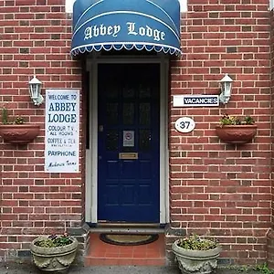 Abbey 2*, Саутгемптон Великобритания